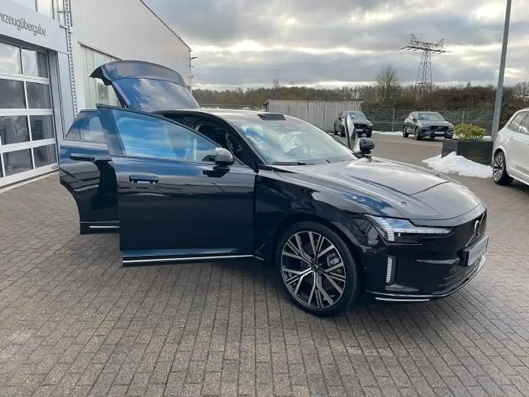 Volvo ES90 Single Motor Extended Range Ultra - Thumbnail 3