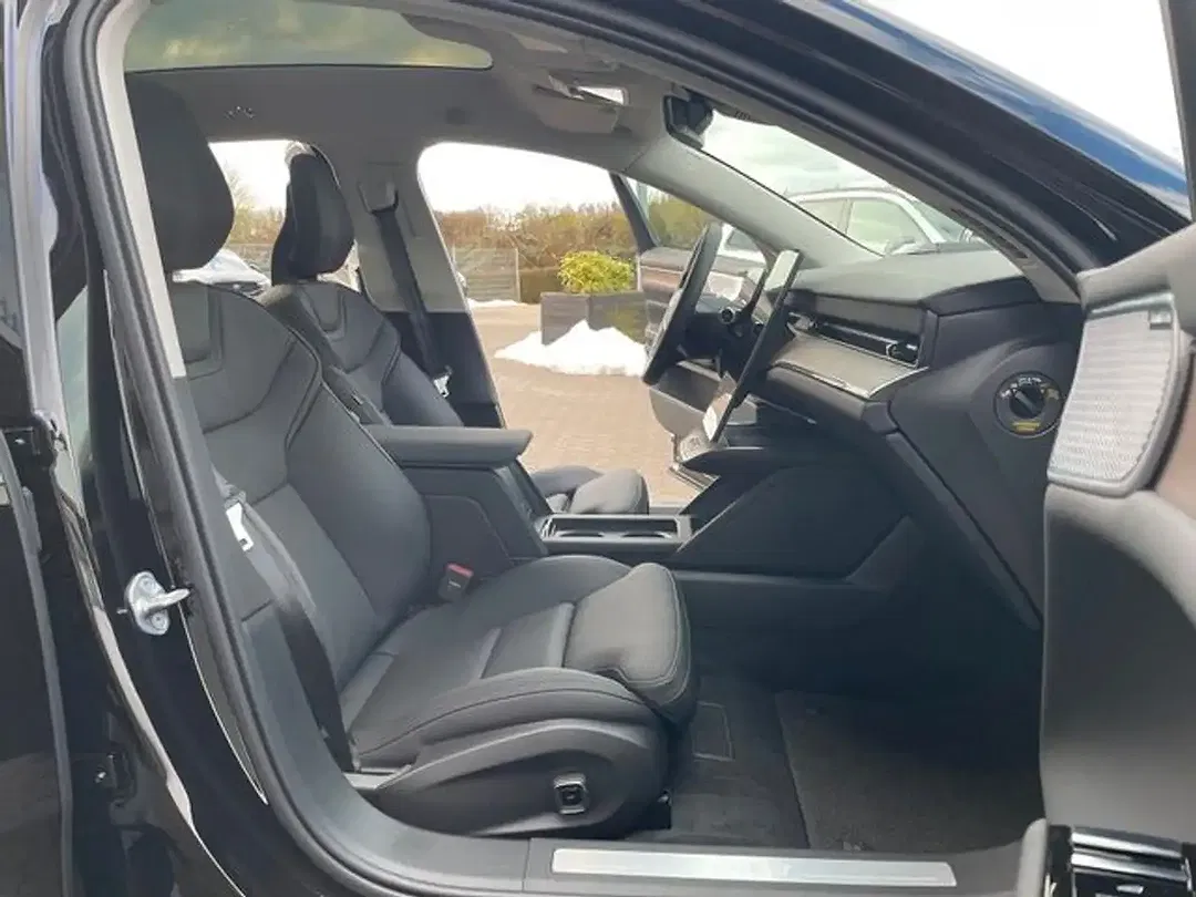 Volvo ES90 Single Motor Extended Range Ultra - Thumbnail 7