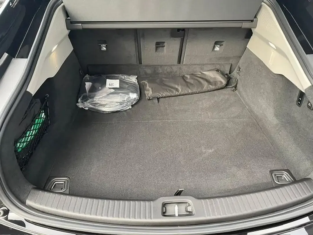 Volvo ES90 Single Motor Extended Range Ultra - Thumbnail 8
