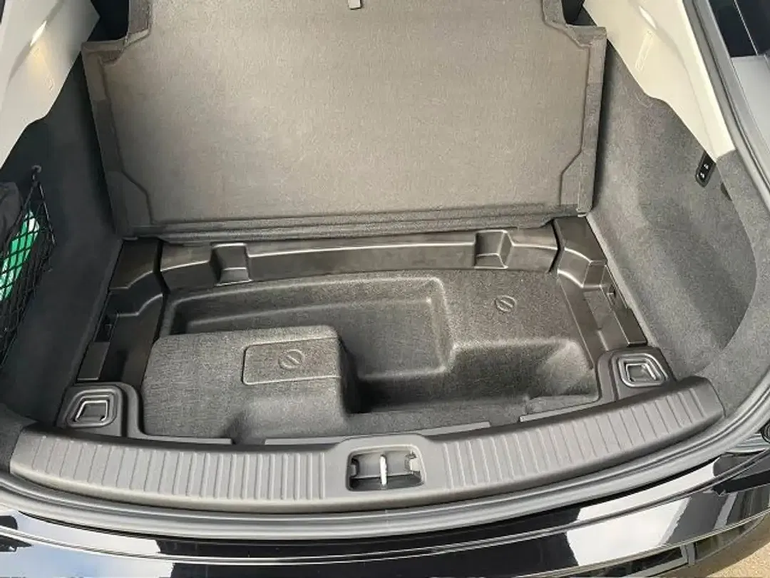 Volvo ES90 Single Motor Extended Range Ultra - Thumbnail 9
