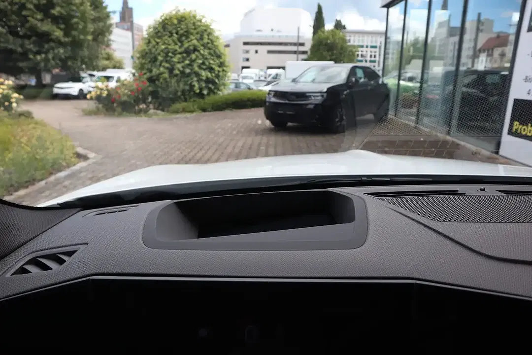 Opel Astra 1.5 D Ultimate - Thumbnail 10