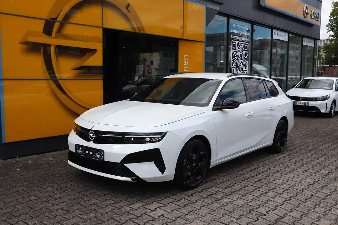 Opel Astra 1.5 D Ultimate - Afbeelding 1