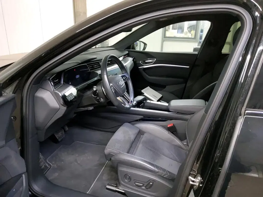 Audi e-tron 50 Sportback S line - Thumbnail 8