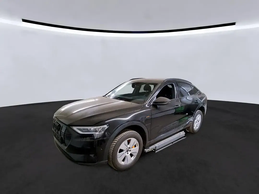 Audi e-tron 50 Sportback S line - Thumbnail 2