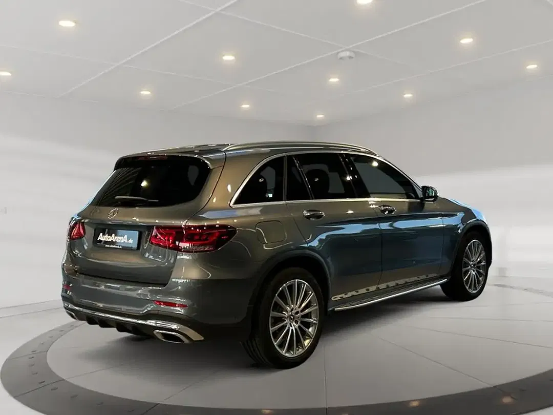 Mercedes-Benz GLC 300 4MATIC AMG MBUX - Thumbnail 2