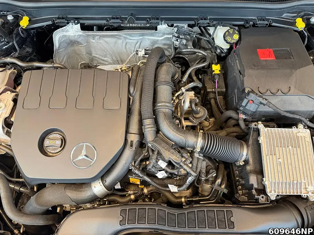 Mercedes-Benz A 200 AMG - Thumbnail 7