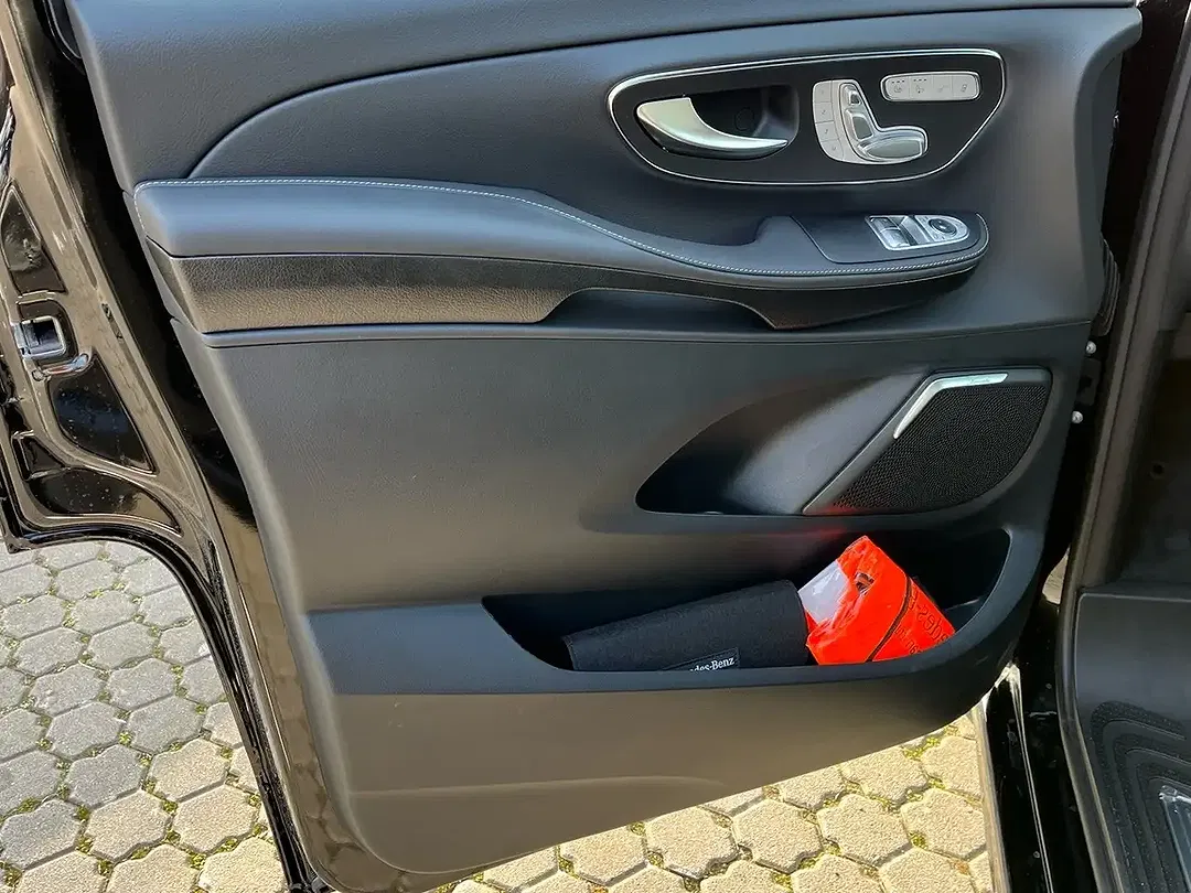 Mercedes-Benz V 300 4x4 AMG AIRMATIC Exclusive - foto 14