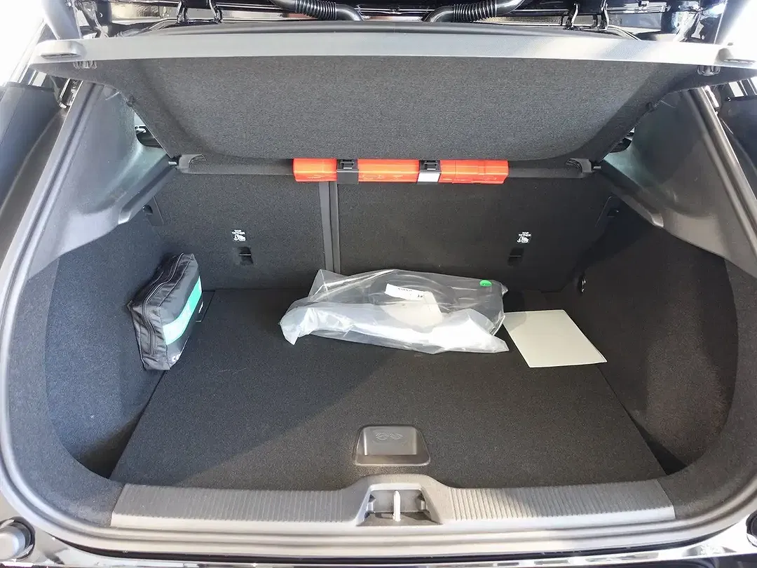 Volvo EX30 EV AWD Ultra - Thumbnail 11