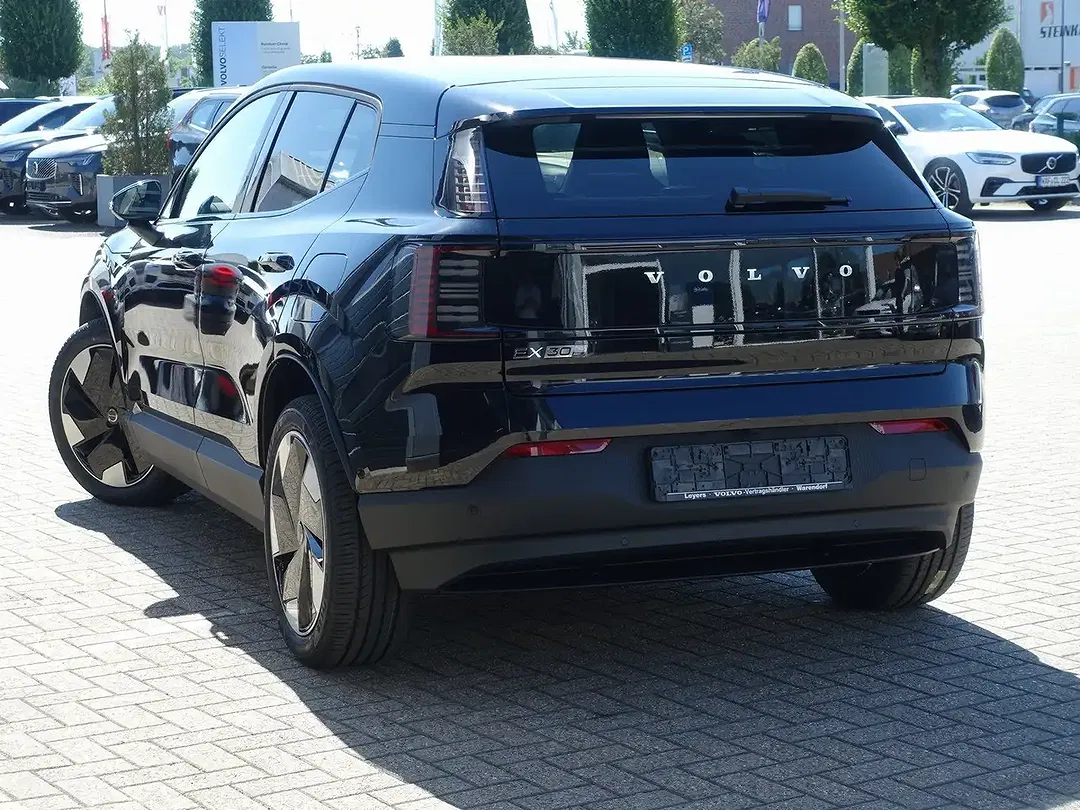 Volvo EX30 EV AWD Ultra - Thumbnail 5