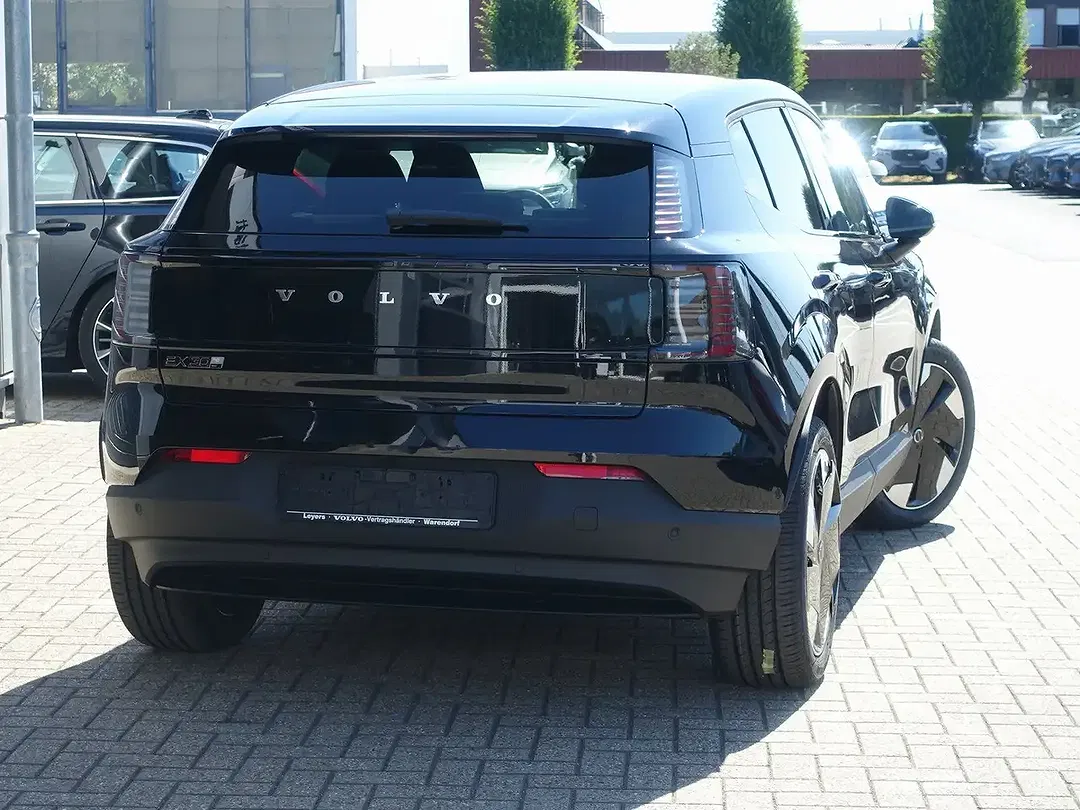 Volvo EX30 EV AWD Ultra - Thumbnail 6