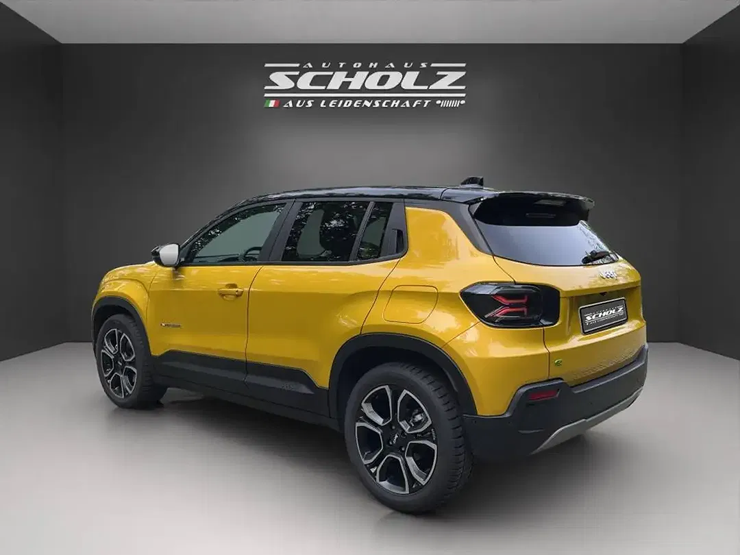 Jeep Avenger 1.2 e-Hybrid T3 MHEV Summit - Thumbnail 6