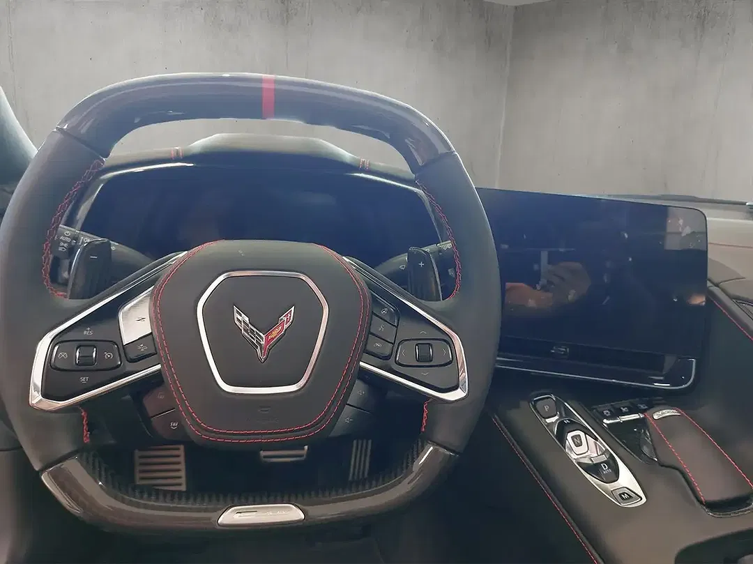 Corvette C8 E-Ray 3LZ Convertible - Thumbnail 10
