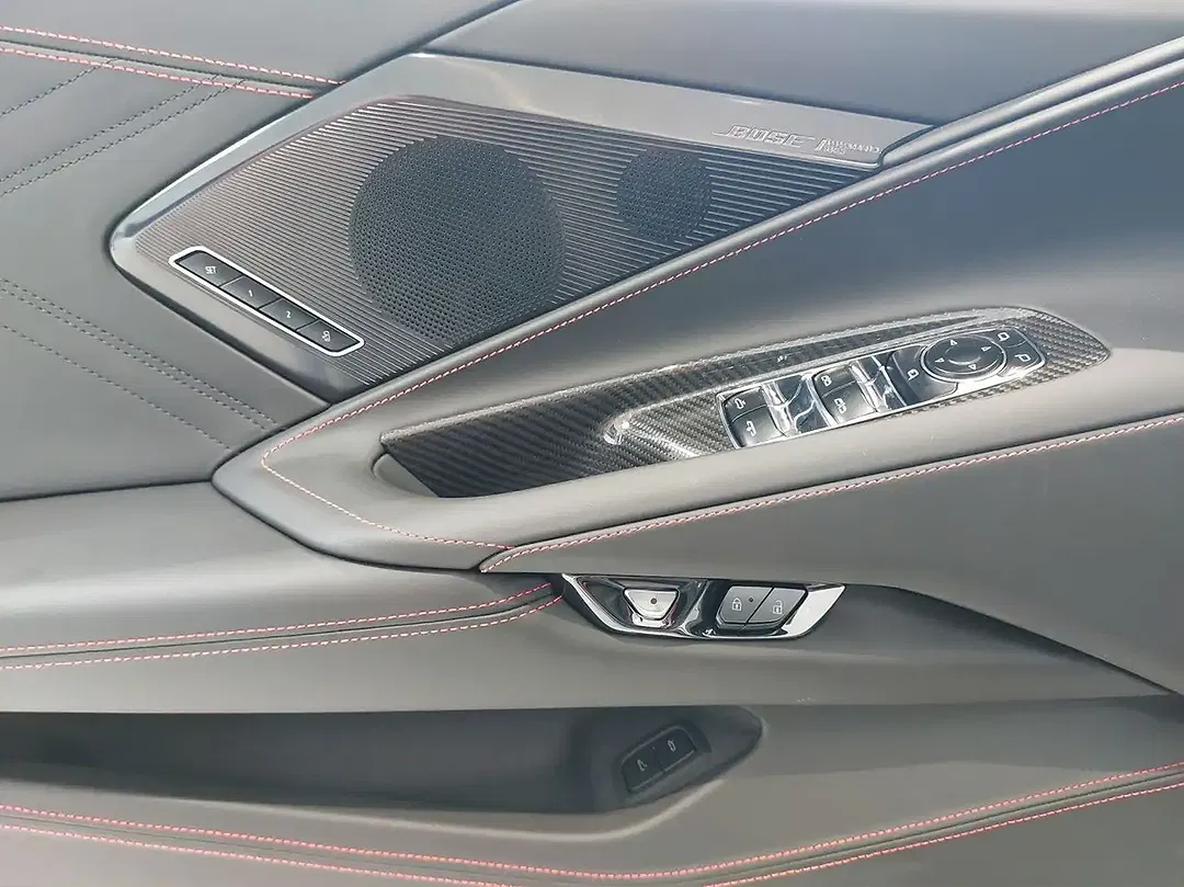 Corvette C8 E-Ray 3LZ Convertible - Thumbnail 12