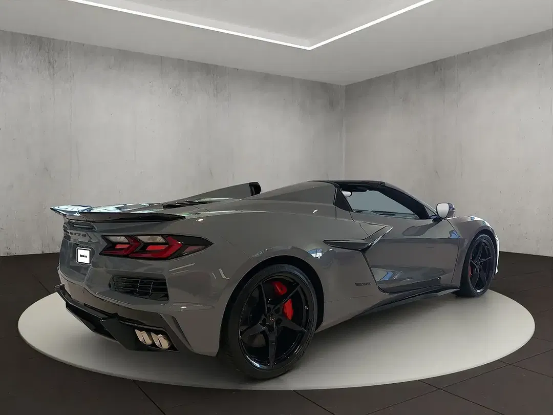 Corvette C8 E-Ray 3LZ Convertible - Thumbnail 5