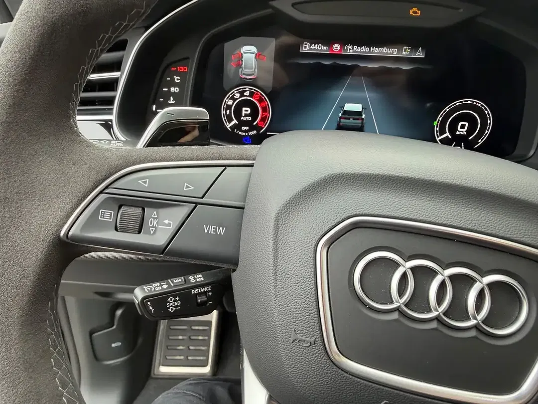 Audi RS Q8 4.0 TFSI quattro performance - Thumbnail 15