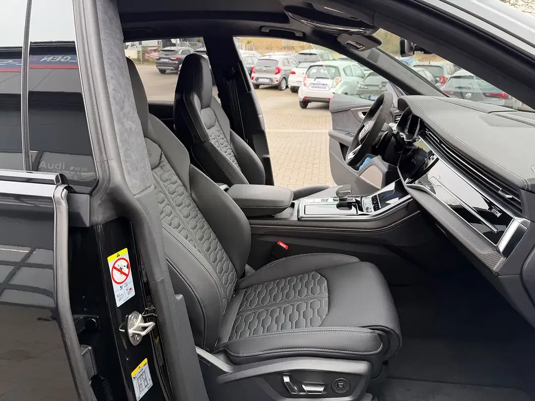 Audi RS Q8 4.0 TFSI quattro performance - Thumbnail 30