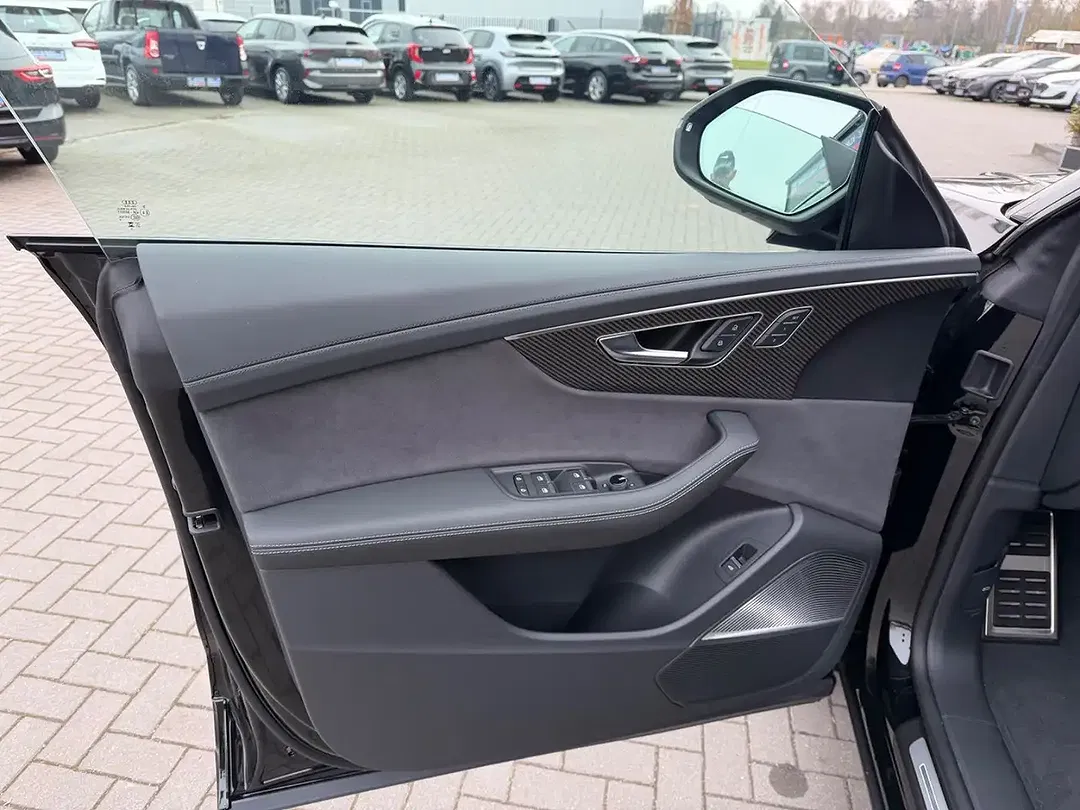 Audi RS Q8 4.0 TFSI quattro performance - Thumbnail 7