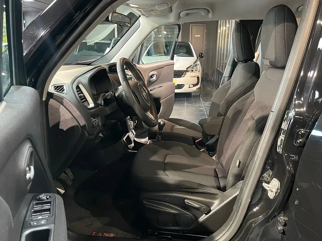 Jeep Renegade Longitude - Thumbnail 8