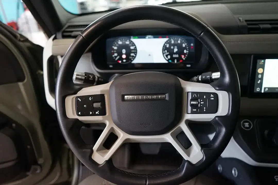 Land Rover Defender P300 90 S - Thumbnail 13