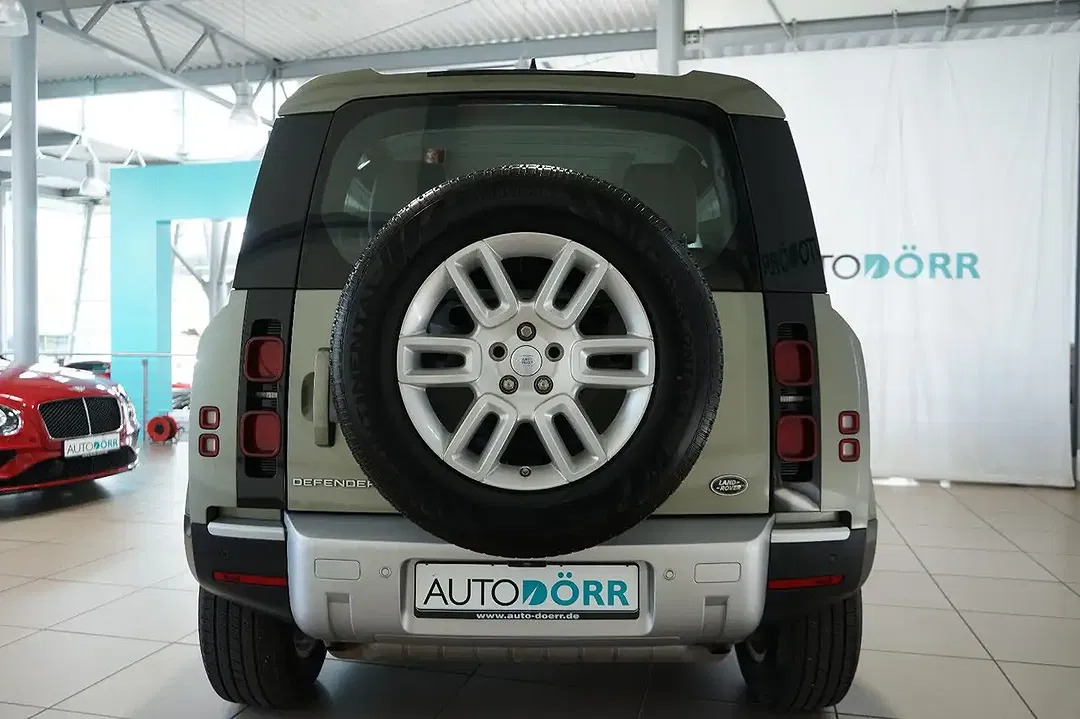 Land Rover Defender P300 90 S - Thumbnail 4