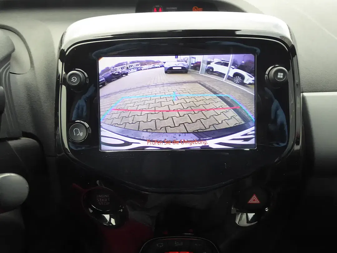 Toyota Aygo - Thumbnail 12