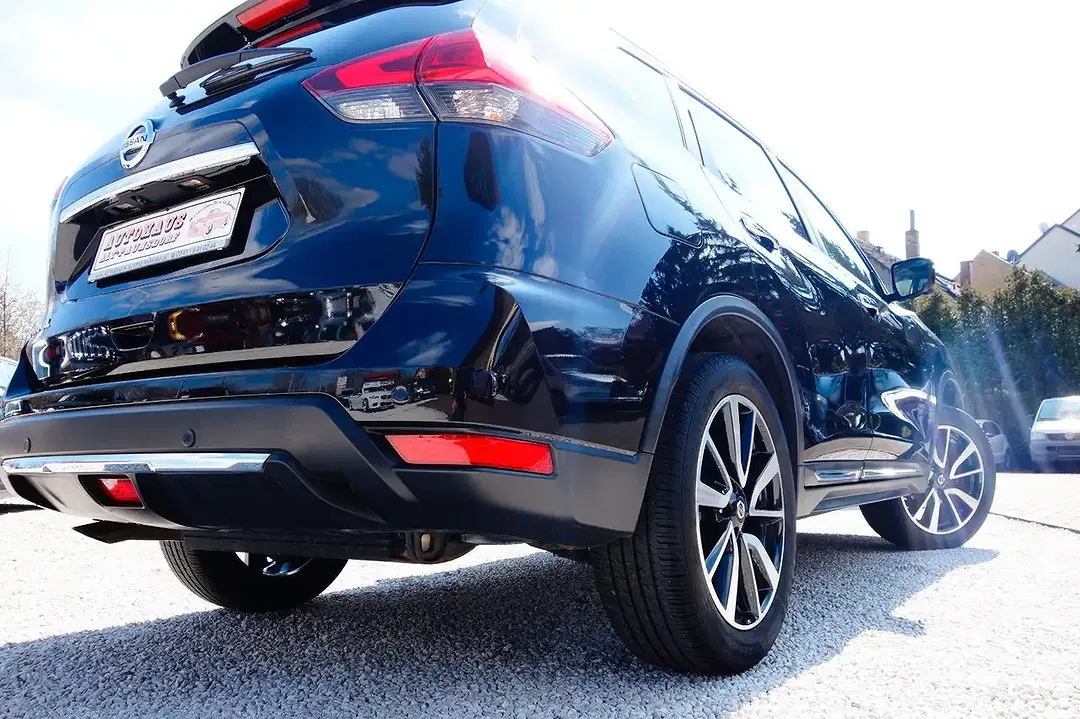 Nissan X-Trail Tekna - Thumbnail 4