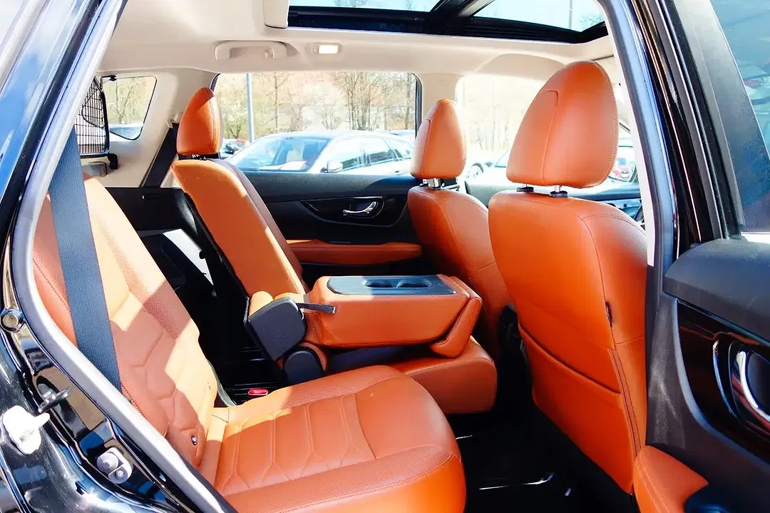 Nissan X-Trail Tekna - Thumbnail 6