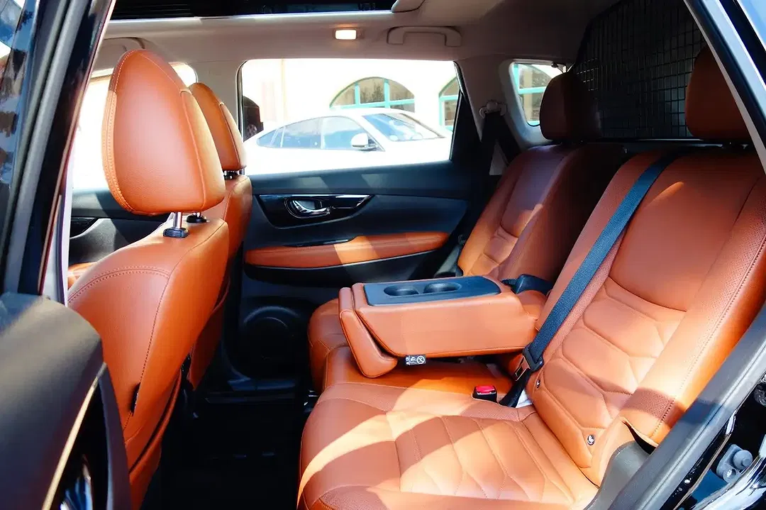 Nissan X-Trail Tekna - Thumbnail 9