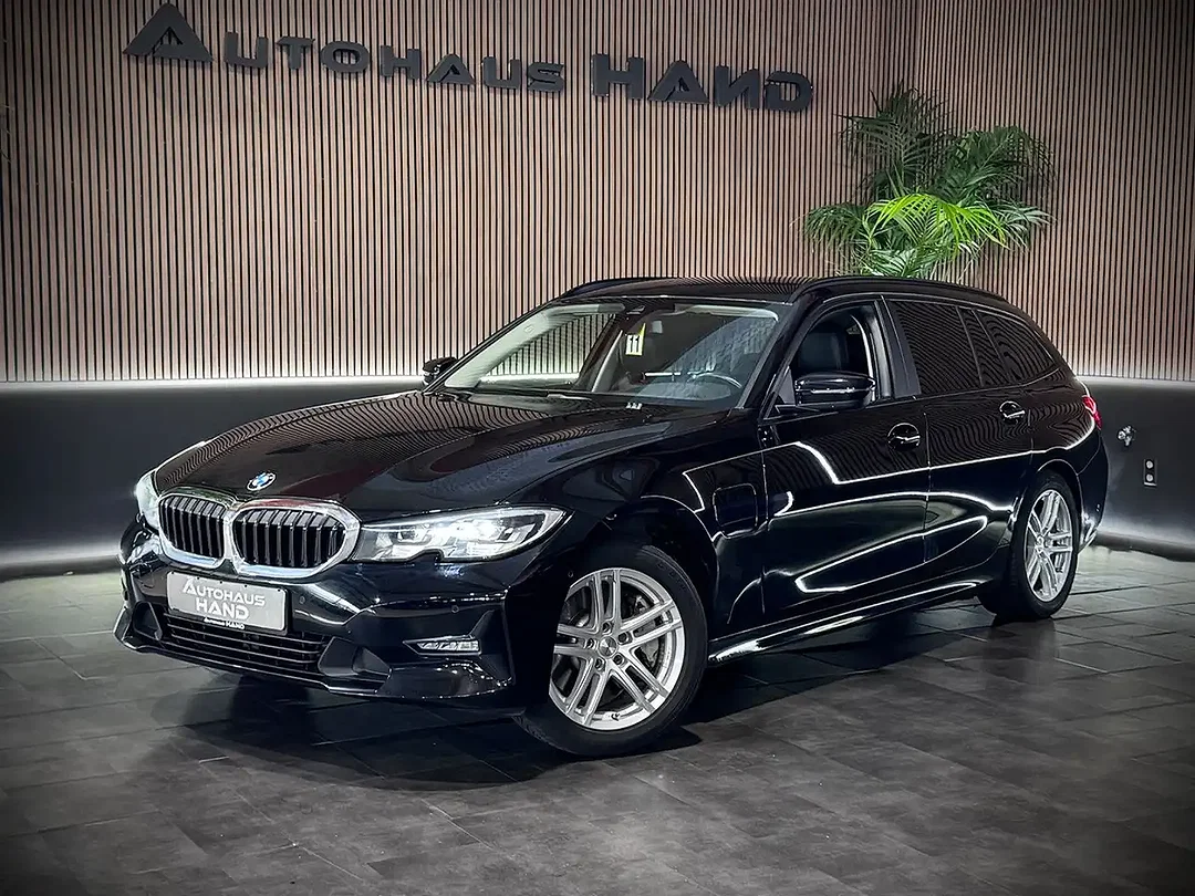 BMW 330 Advantage Touring - Afbeelding 1