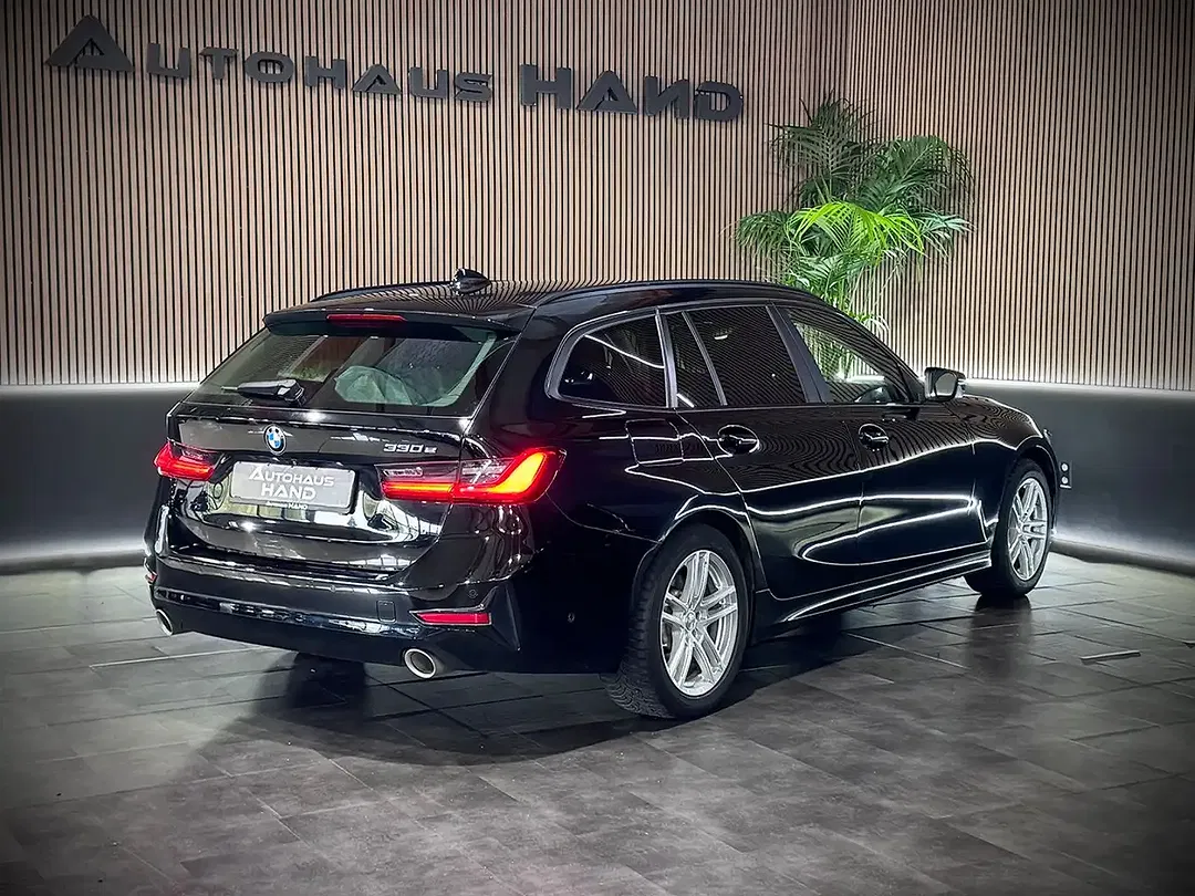 BMW 330 Advantage Touring - Thumbnail 5