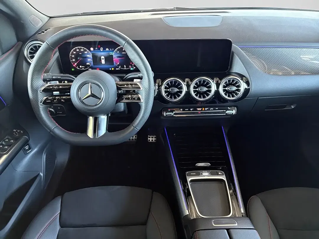 Mercedes-Benz B 200 - Thumbnail 11