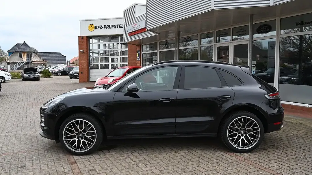 Porsche Macan Sport Chrono S - Thumbnail 3