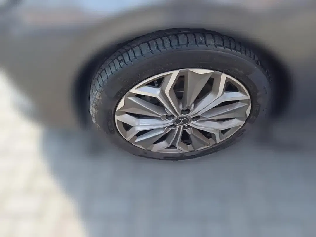 DS Automobiles DS 4 - Thumbnail 9