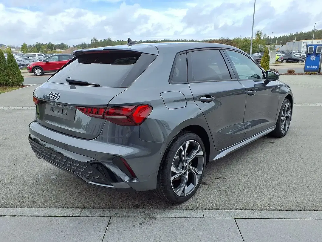Audi A3 Sportback S line - foto 2