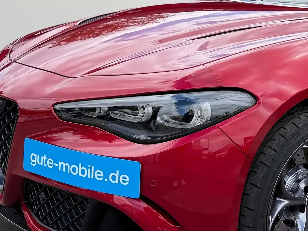 Alfa Romeo Giulia Quadrifoglio - Thumbnail 19