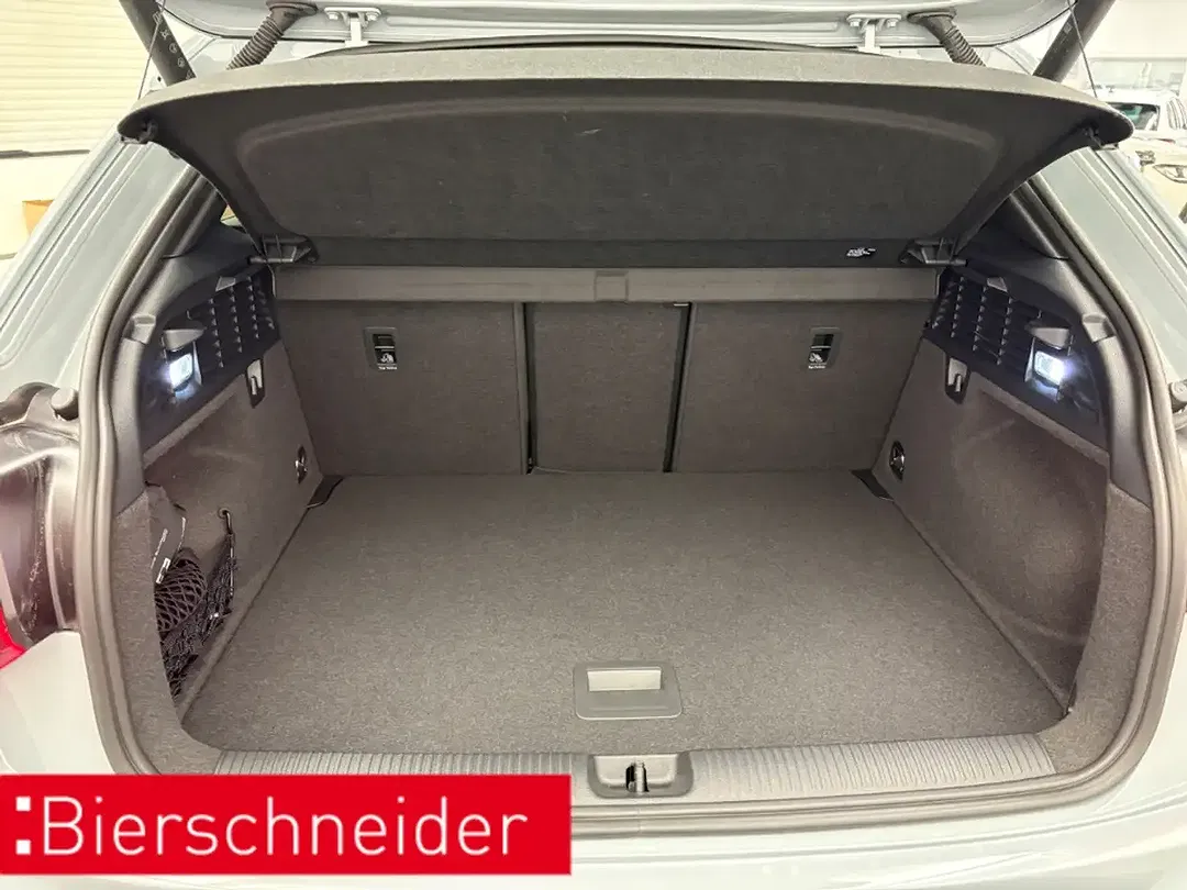 Audi SQ2 Matrix LED S line - foto 15