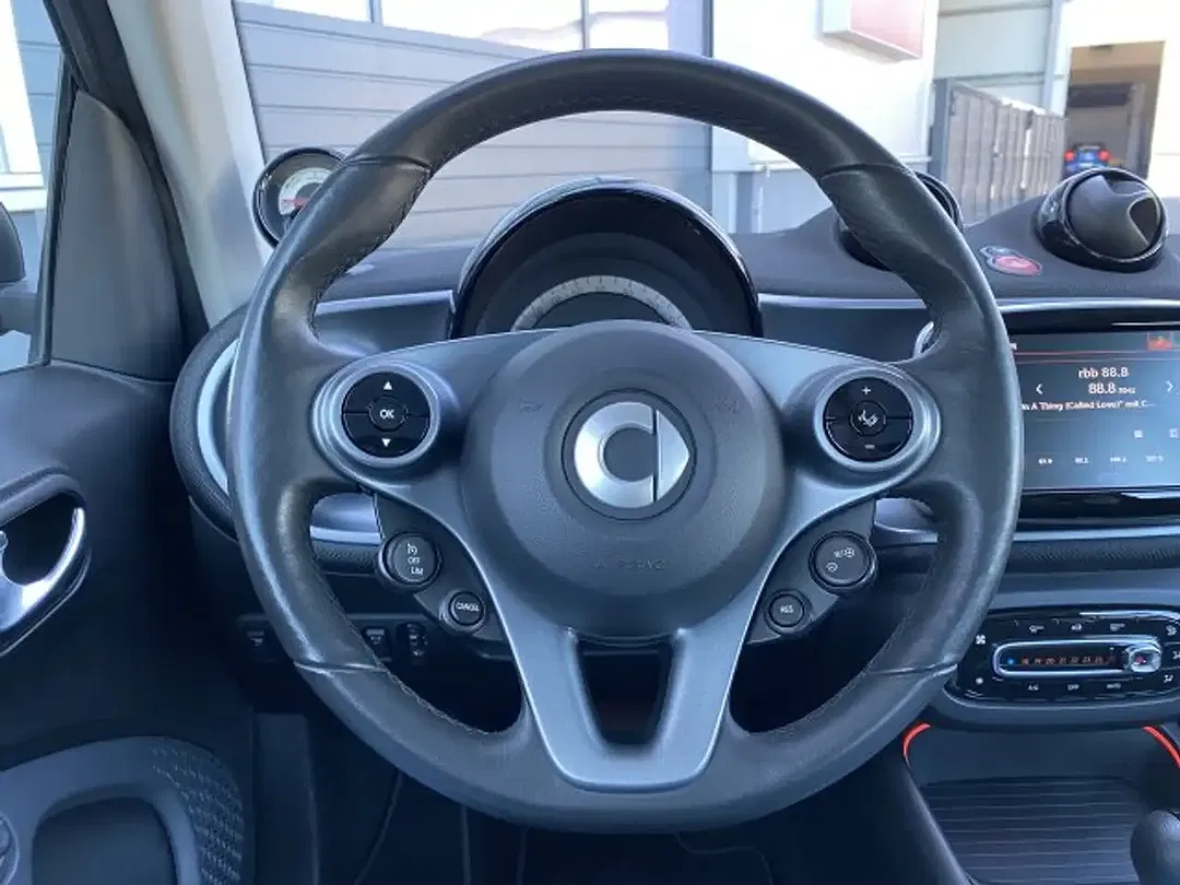 smart forTwo - Thumbnail 8