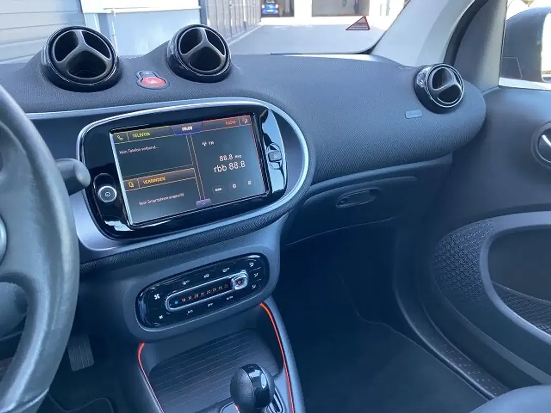 smart forTwo - Thumbnail 9