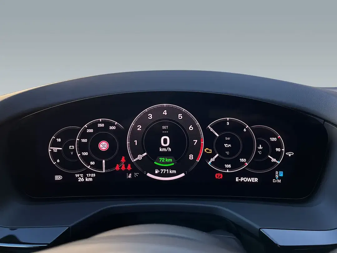 Porsche Panamera E-Hybrid 4 - Thumbnail 13