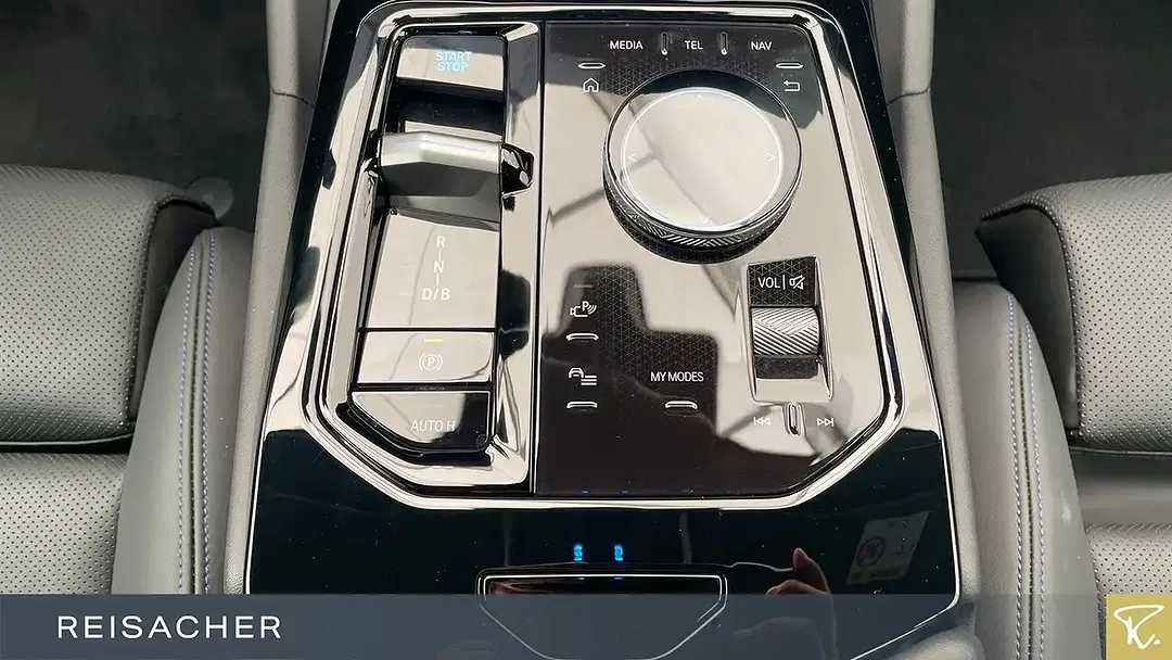 BMW i5 xDrive M60 - Thumbnail 11