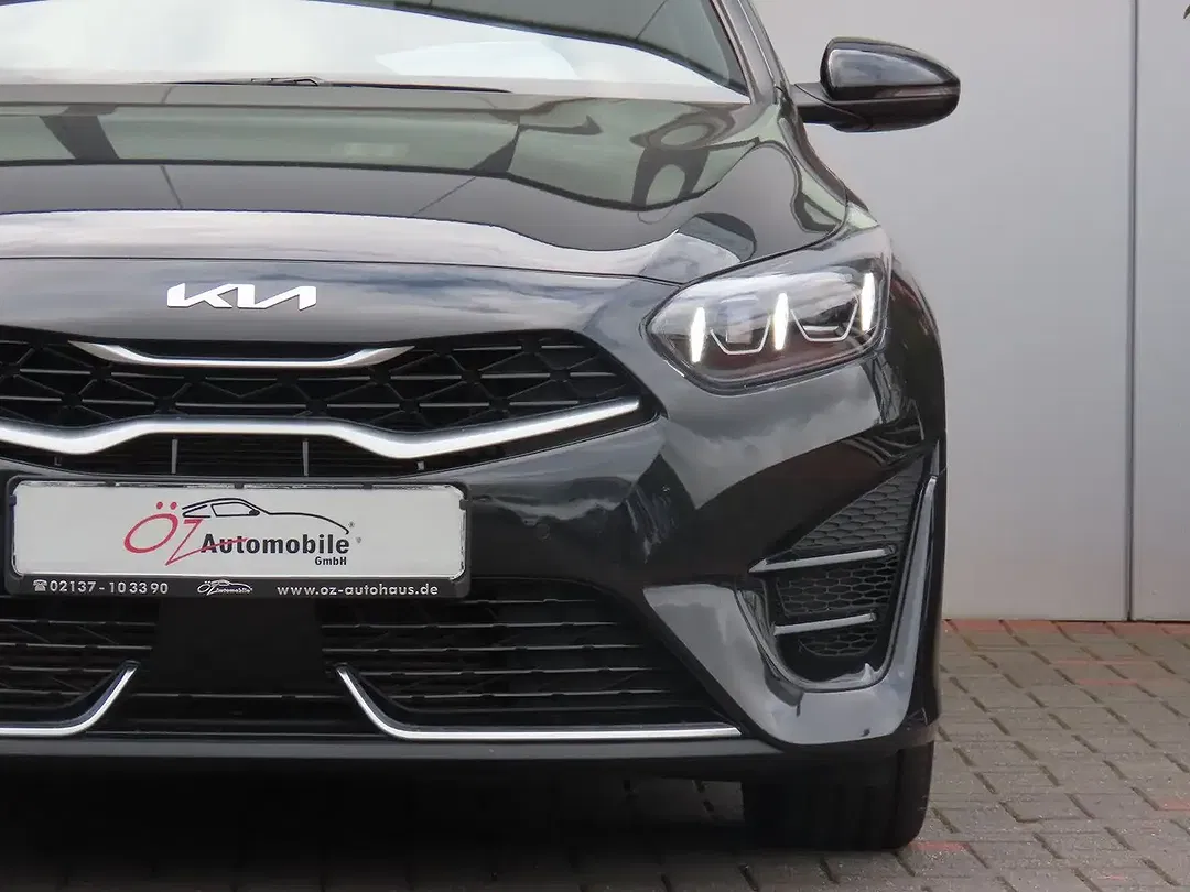 Kia Ceed SW / cee'd SW GT-Line - Thumbnail 4
