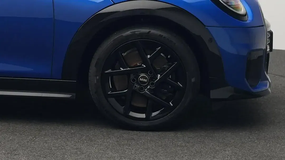 MINI Cooper S Cabrio JCW Trim - Thumbnail 10