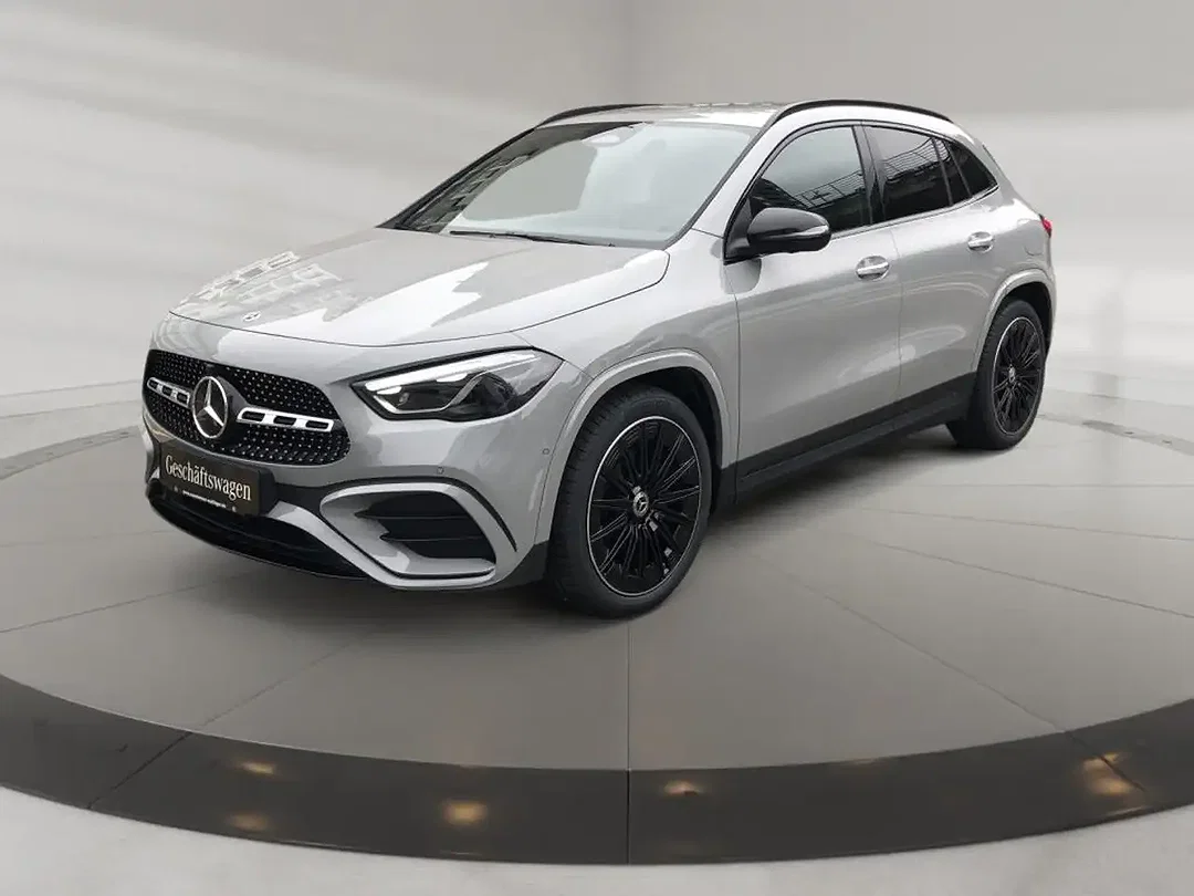 Mercedes-Benz GLA 200 AMG MBUX Night - Afbeelding 1
