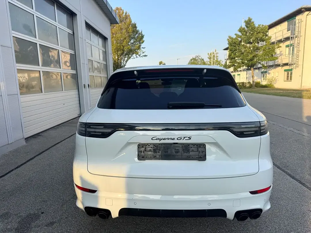 Porsche Cayenne GTS - Thumbnail 6