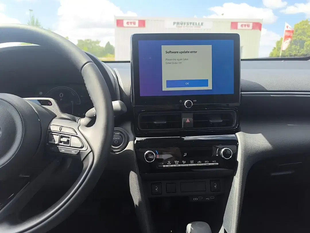 Toyota Yaris Cross Hybrid Teamplayer - Thumbnail 12