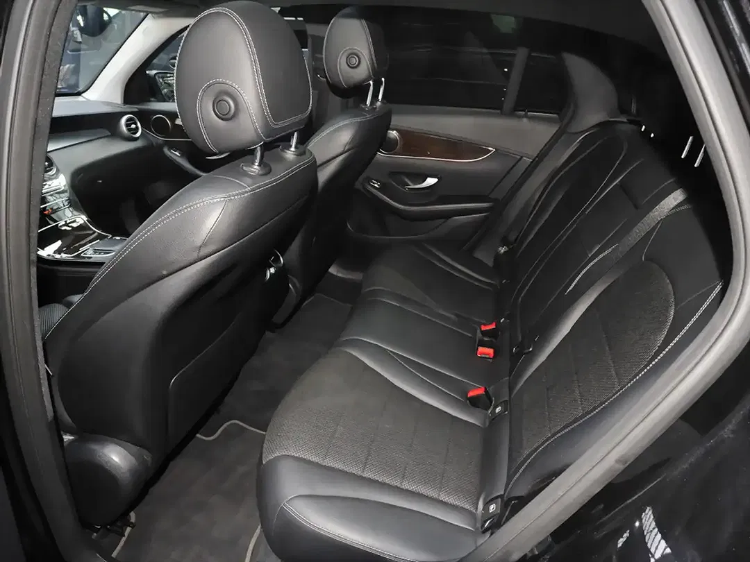 Mercedes-Benz GLC 300 4MATIC - Thumbnail 14