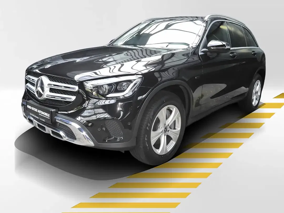 Mercedes-Benz GLC 300 4MATIC - Thumbnail 2
