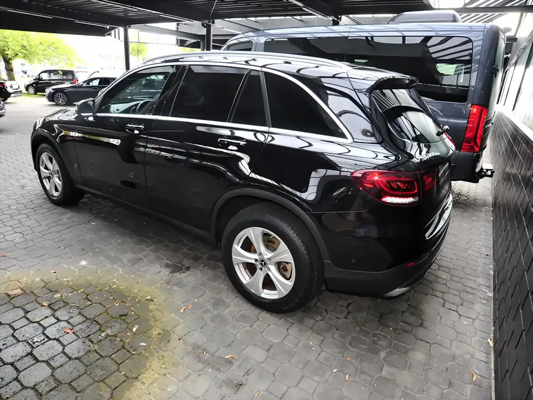 Mercedes-Benz GLC 300 4MATIC - Thumbnail 6
