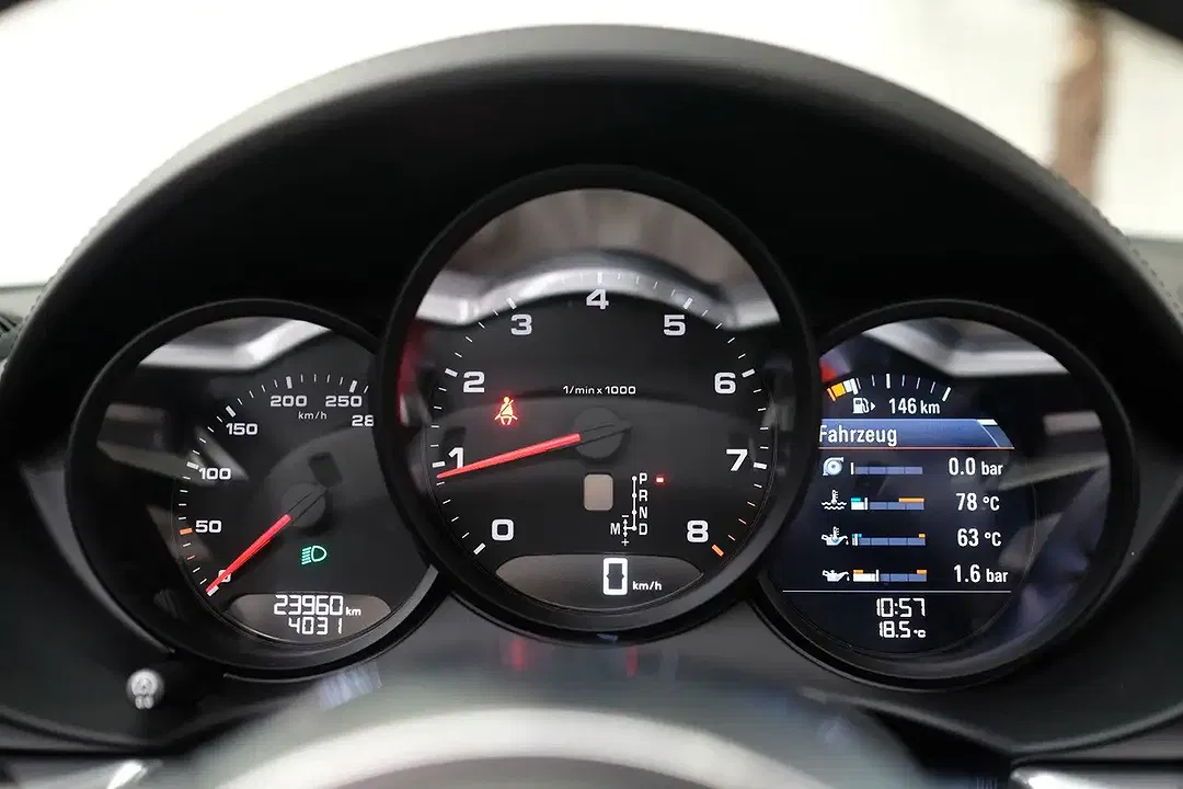 Porsche Boxster PDK - Thumbnail 14