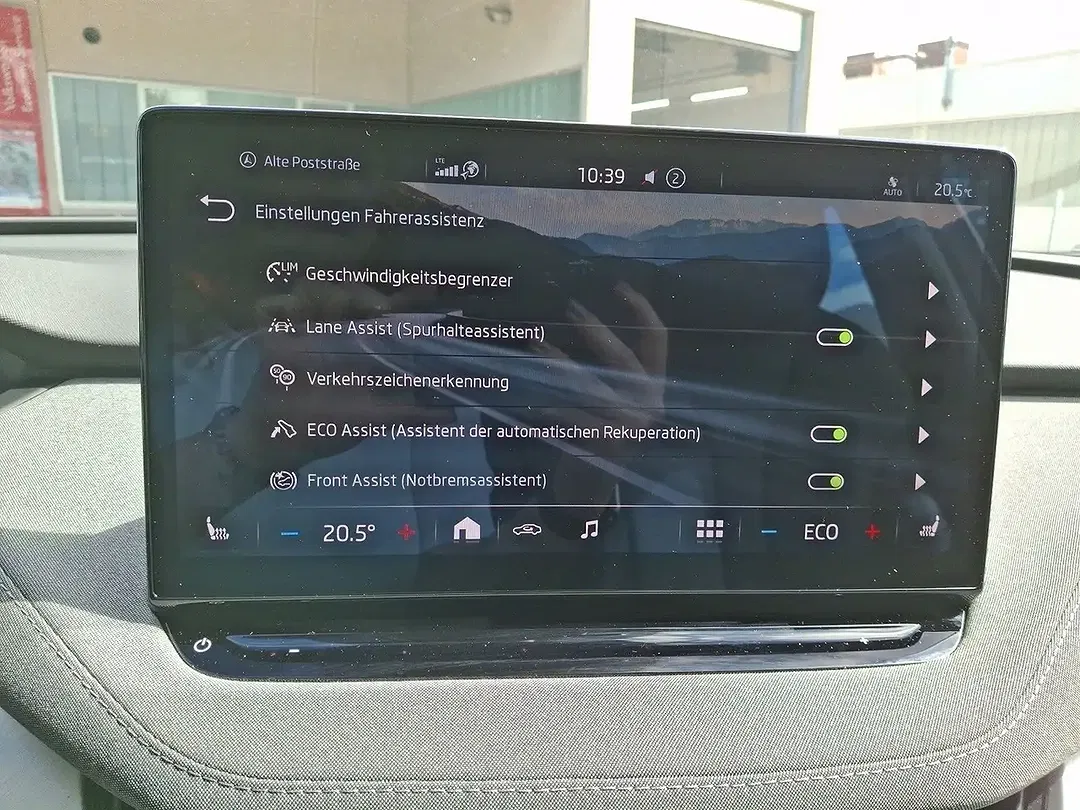 Skoda Enyaq 60 iV Loft - Thumbnail 12